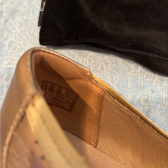 Clarks Women's Serena Kellyn Slip On Shoes in Metallic - Size 8.5 - Picture 7 of 7